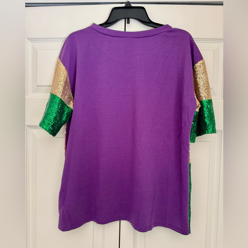 Festive sequined Mardi Gras tee— FAST ship
💜💚💛 - Picture 4 of 7